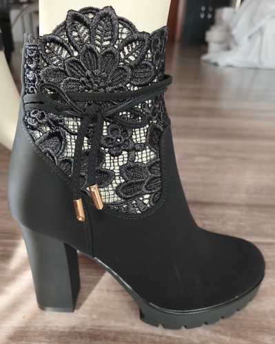 Neue schwarze stiefeletten - schwarze, mit
